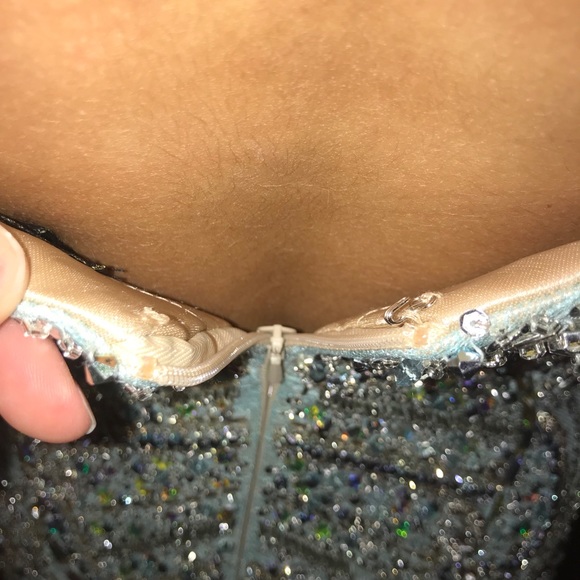 Terani Dress - Picture 7 of 8